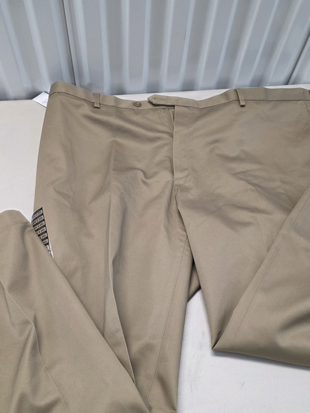 Jos. A. Bank NEW Travelers Collection Men's Pants Size 48x30 Khaki Twill Cotton
